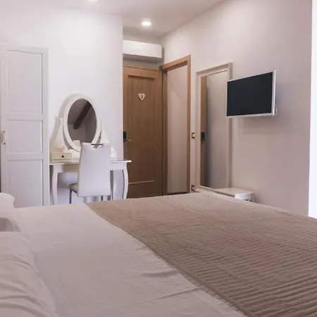 Nocleg ze śniadaniem Fata34 Luxury 3*